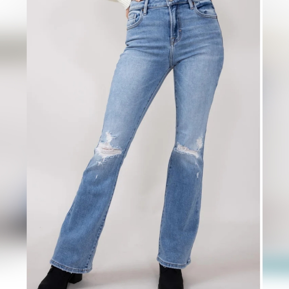 Hidden Happi 27 High Rise Flare Jeans Ripped Distressed NWT